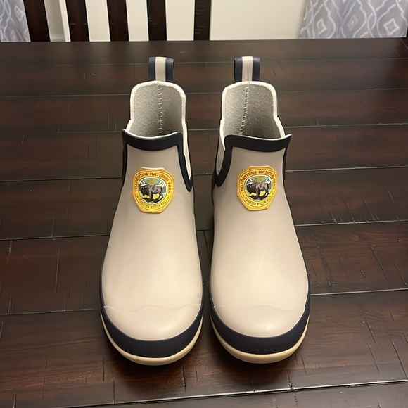 Pendleton Yellowstone Nation Park Chelsea Rain Boots new Women’s Size 7 - Picture 6 of 16